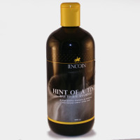 Lincoln  horses shampoo